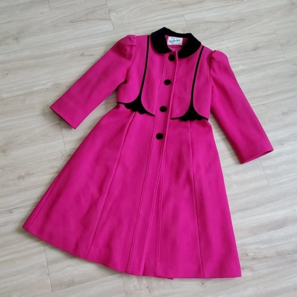Vintage 70s/80s Rothschild Pink Wool Black Velvet Coat